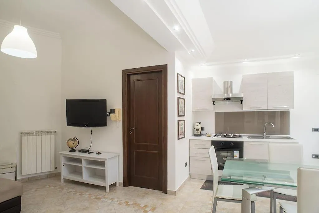 Villa Delle Magnolie Quite Place Next To The Sea Palermo 0*,