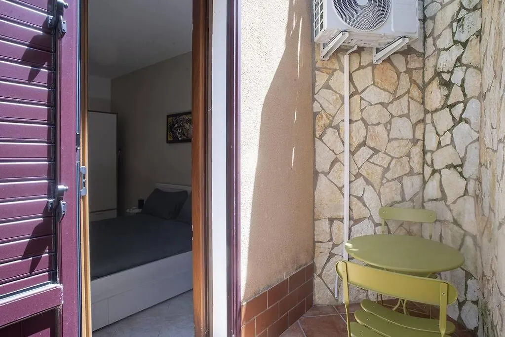 Villa Delle Magnolie Quite Place Next To The Sea Palermo 0*,