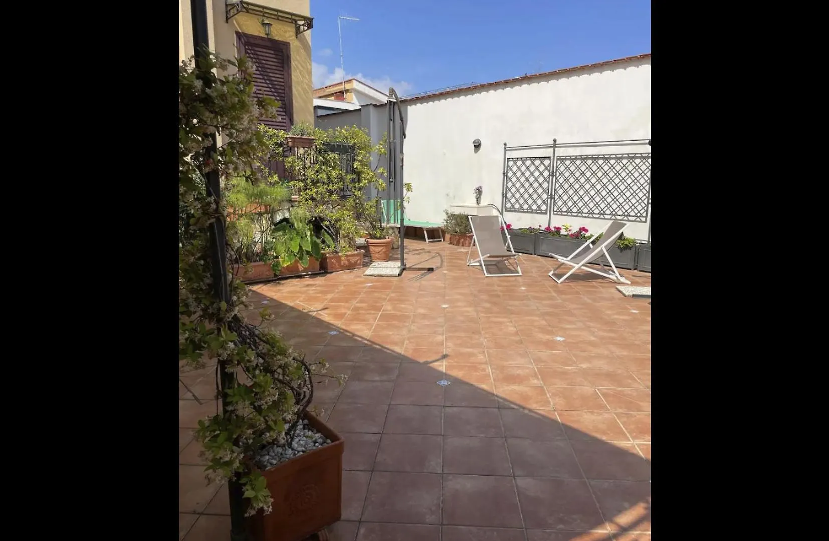 Villa Delle Magnolie Quite Place Next To The Sea Palermo Italia