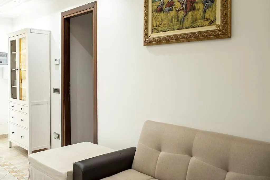 Apartment Villa Delle Magnolie Quite Place Next To The Sea Palermo